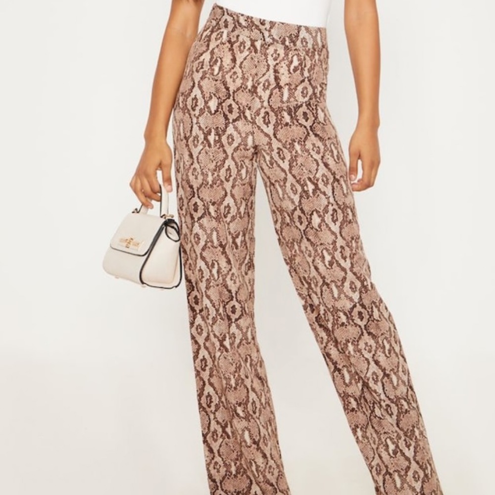 PrettyLittleThing Wide Leg Satin Pants